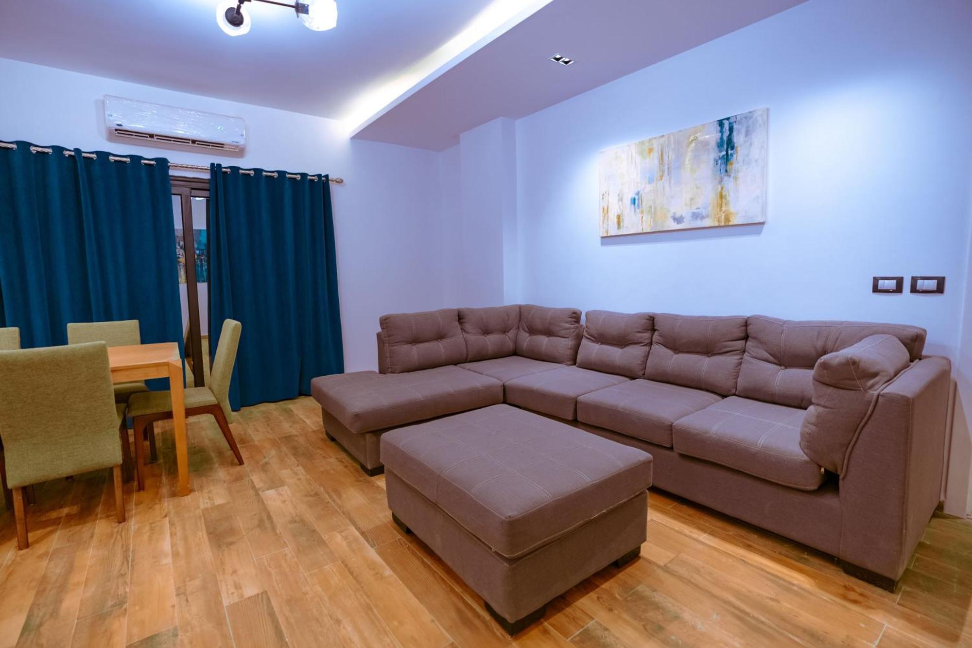 Travelholic New Cairo Residence Εξωτερικό φωτογραφία