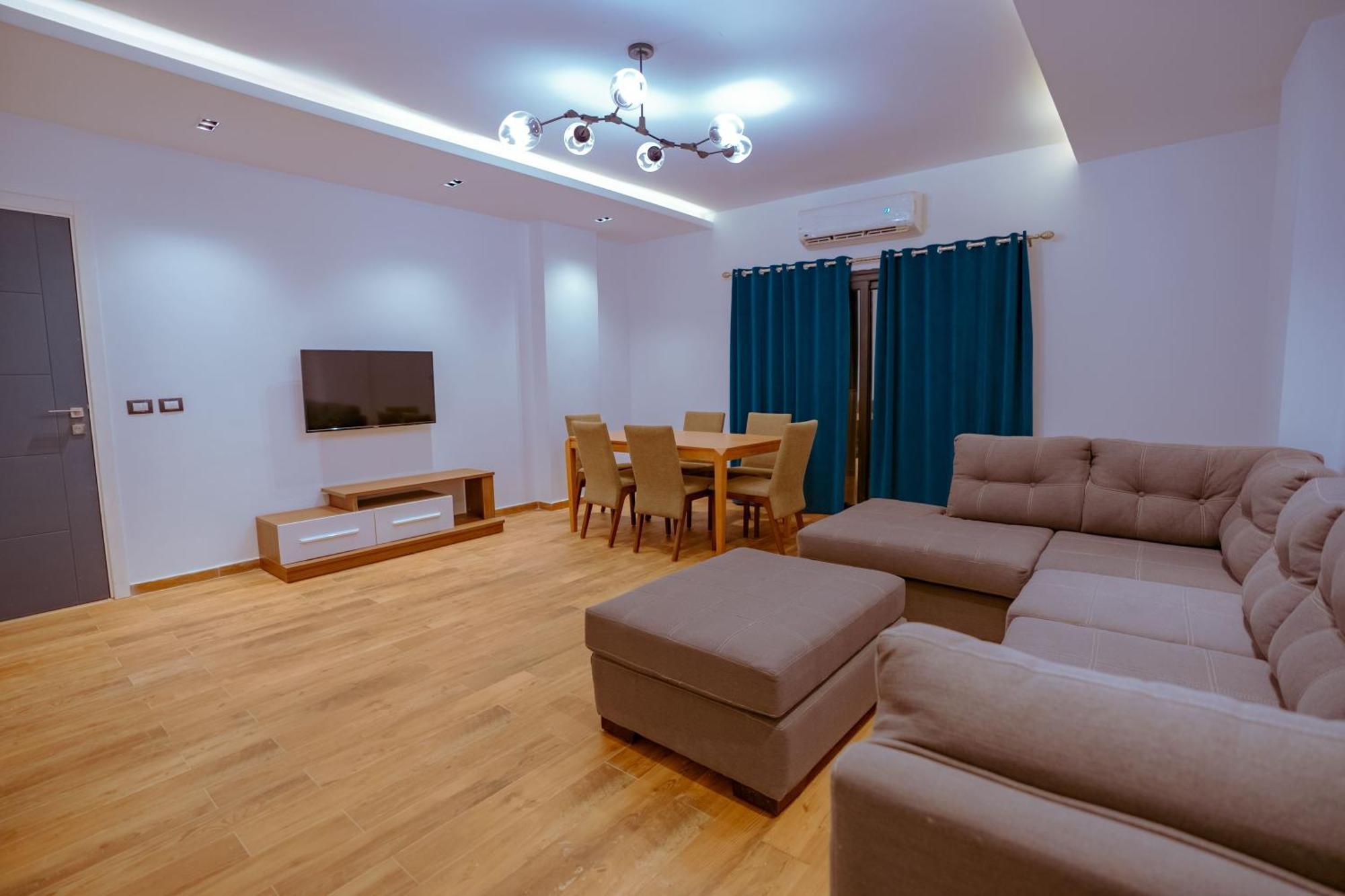 Travelholic New Cairo Residence Εξωτερικό φωτογραφία